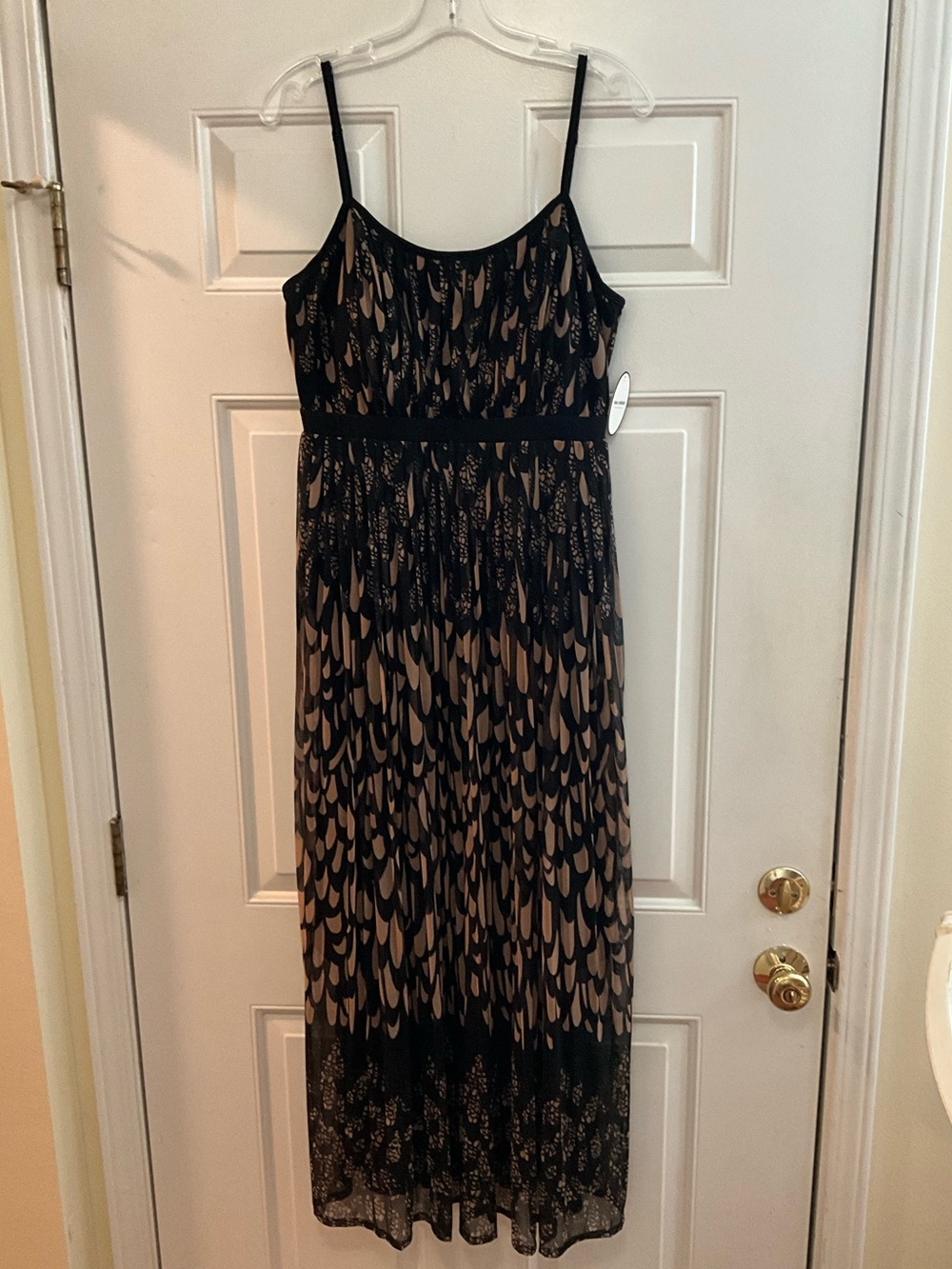 NWT ~ Soma Maxi Dress sz. L